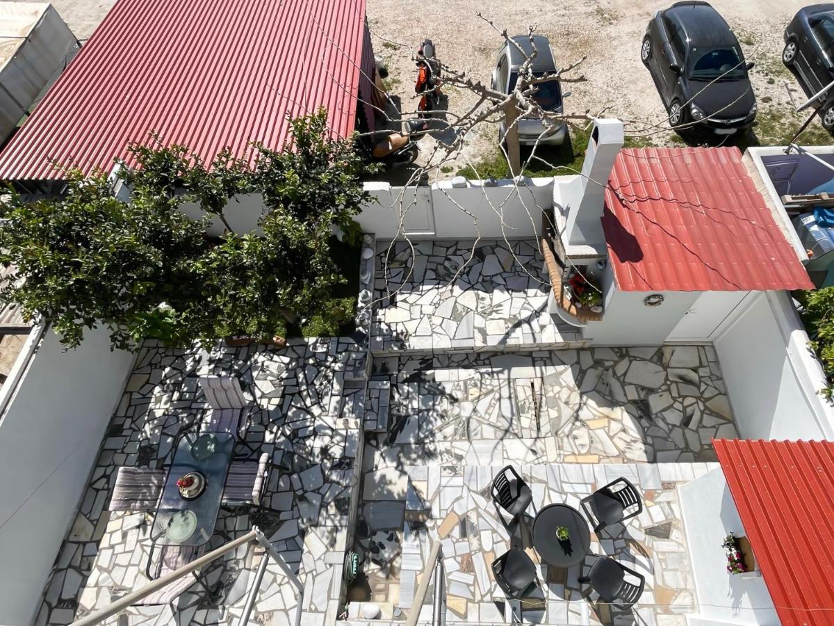 Corinth Sunny Beach House מראה חיצוני תמונה