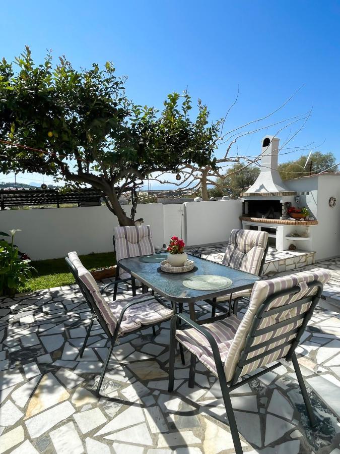 Corinth Sunny Beach House מראה חיצוני תמונה