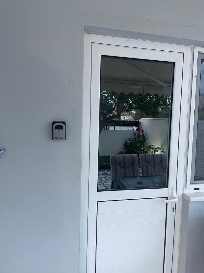 Corinth Sunny Beach House מראה חיצוני תמונה